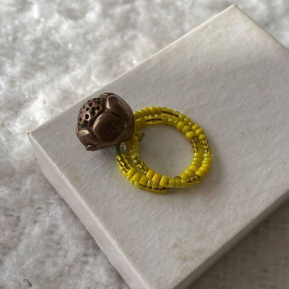 Yellow Beaded Ring with Brass Color Flower Detail - Picture 5 of 6